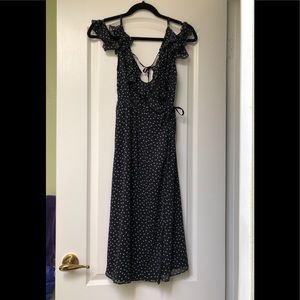 Topshop Black & White Polkadot Cold Shoulder Sz 4